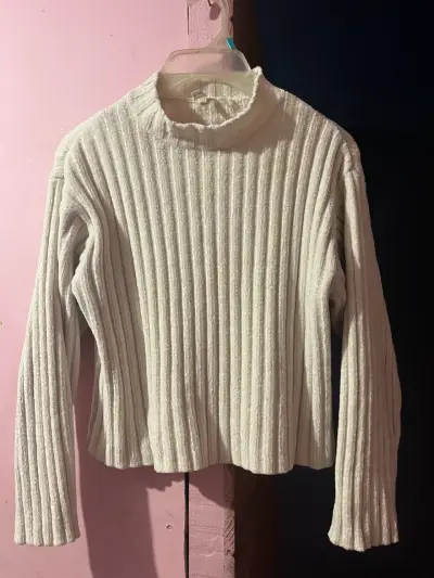 Suéter de punto beige para mujer - miniatura 2