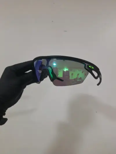 Gafas de sol deportivas con lentes polarizadas - miniatura 1