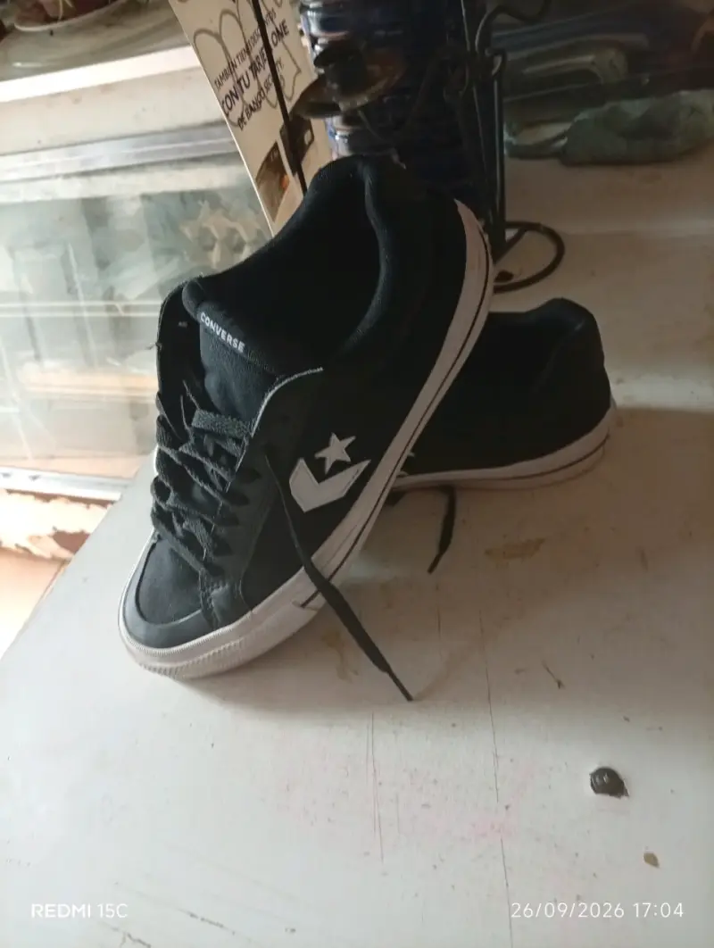 Zapatillas negras unisex Converse talla 41 - 2