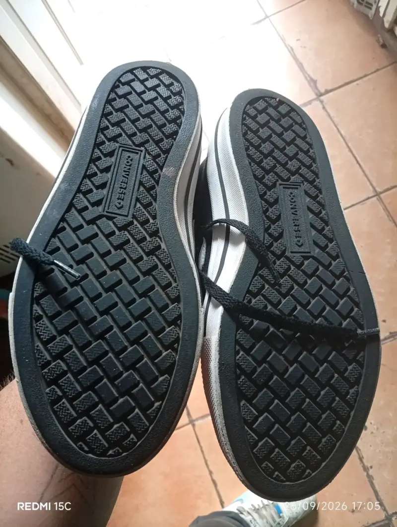 Zapatillas negras unisex Converse talla 41 - 4