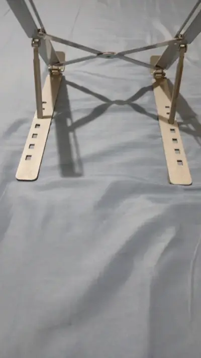 Soporte ajustable para portátil de aluminio - miniatura 4