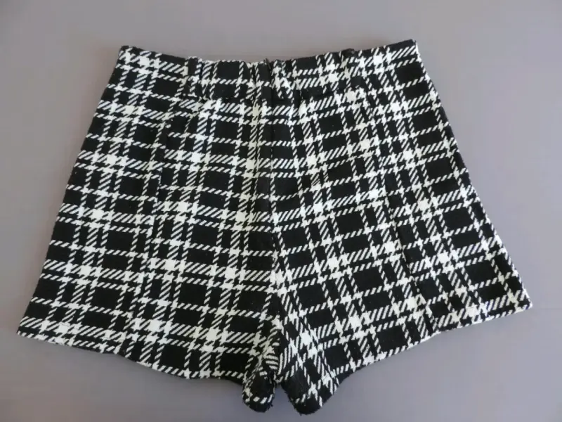 Shorts de cuadros blanco y negro Sybilla talla L - 2
