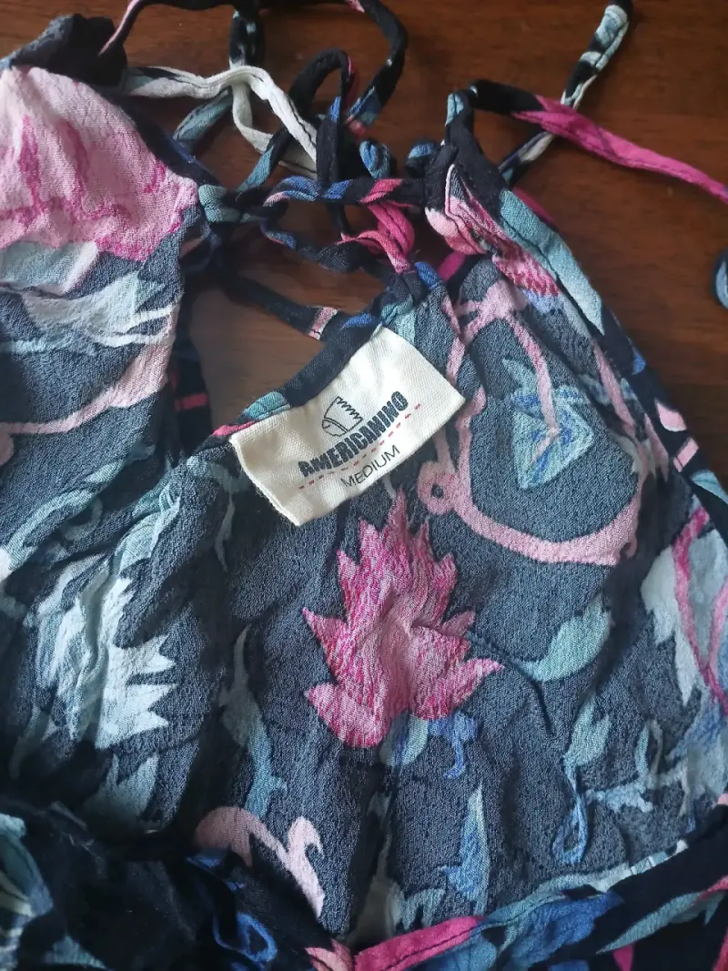 Polera  floral multicolor con tirantes - 3