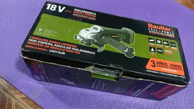 Mini esmeril angular inalámbrico Bauker 18V - miniatura 1