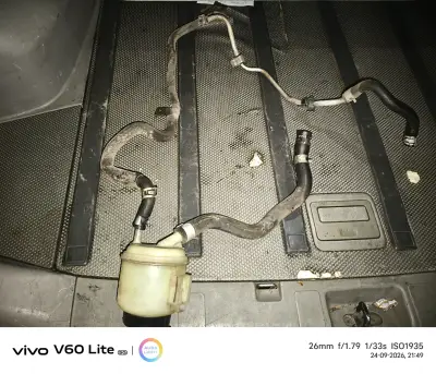 Manguera de dirección hidráulica para auto - miniatura 3