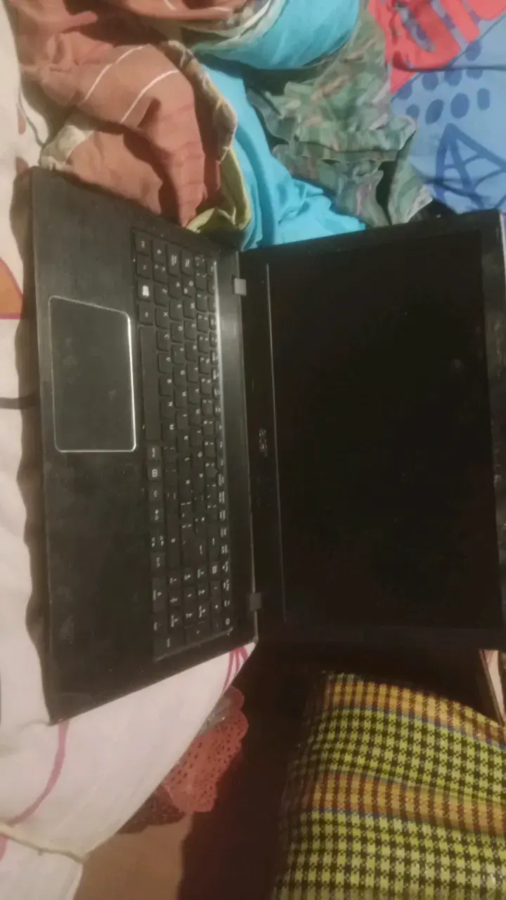 Laptop Acer en buen estado