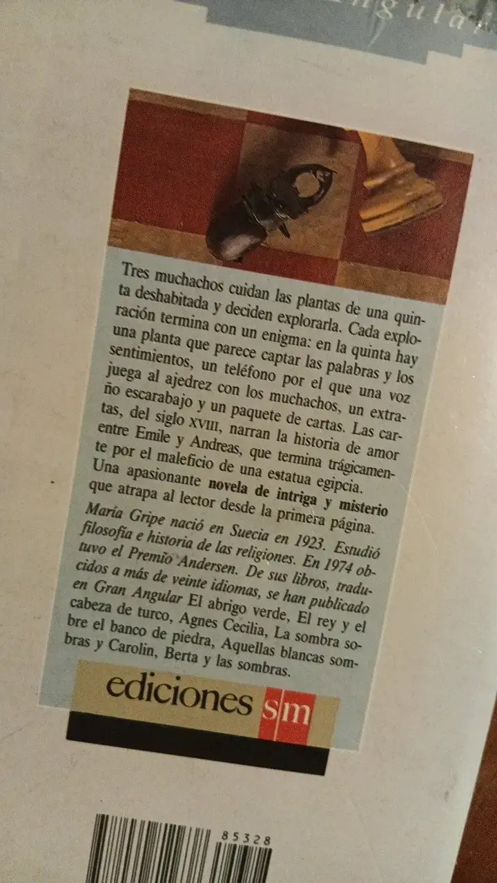 Libro 'Los escarabajos vuelan al atardecer' de María Gripe - 2