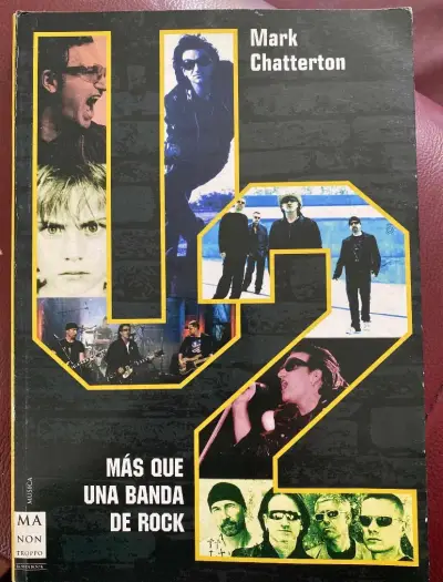 2 Libros: U2 By U2 & Mas que una banda de rock - miniatura 4