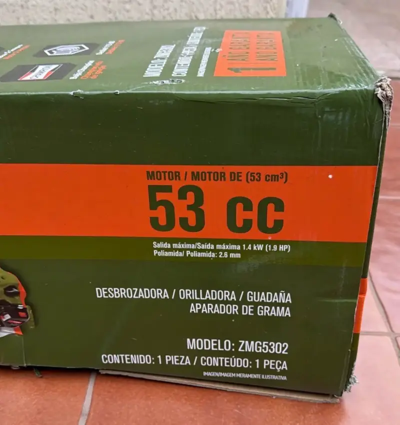 Desbrozadora Bauker 53cc con accesorios - 3