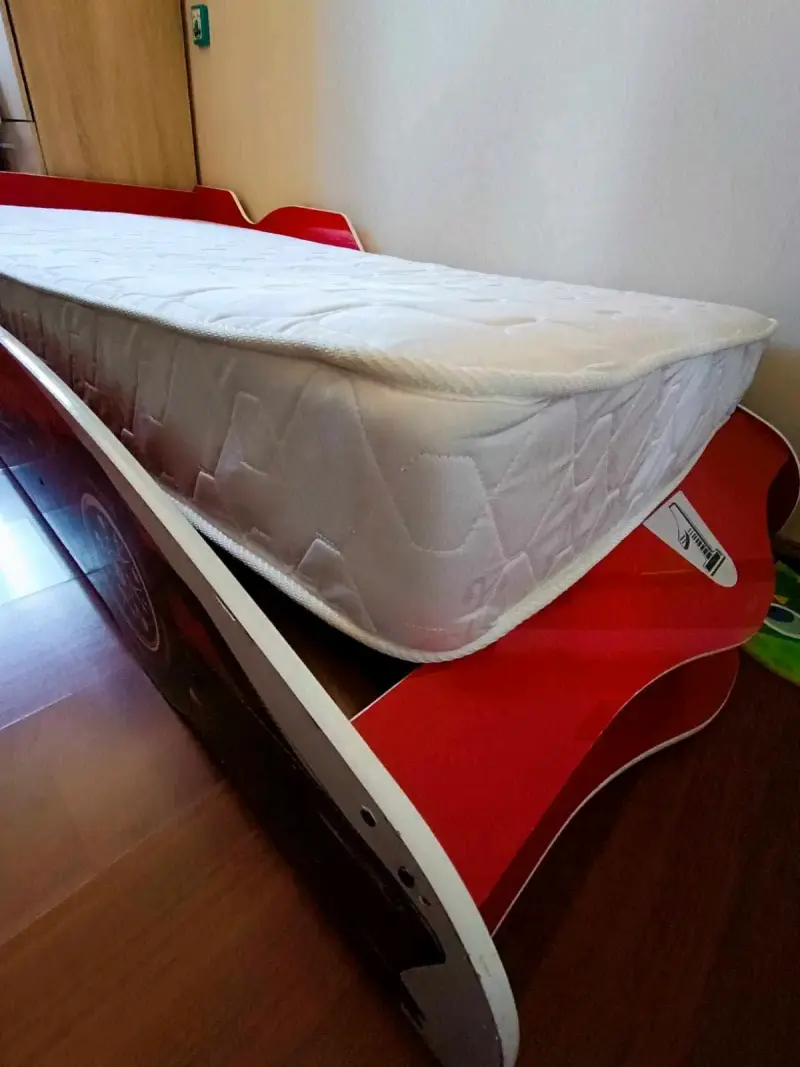 Cama infantil temática auto de carreras roja - 4