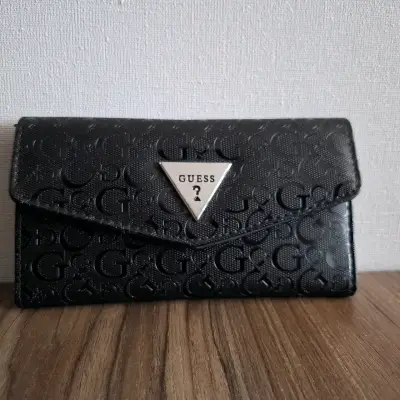 Billetera Negra Guess con Logo Grabado - miniatura 5