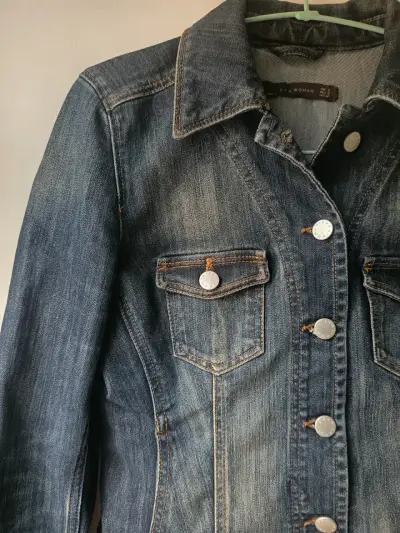 Chaqueta de mezclilla zara woman - miniatura 2
