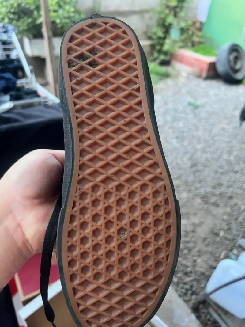 Zapatillas negras Vans de gamuza - 4