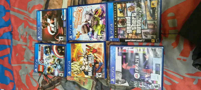 Consola PS4 con control y juegos incluidos - 2