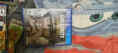 Consola PS4 con control y juegos incluidos - miniatura 3