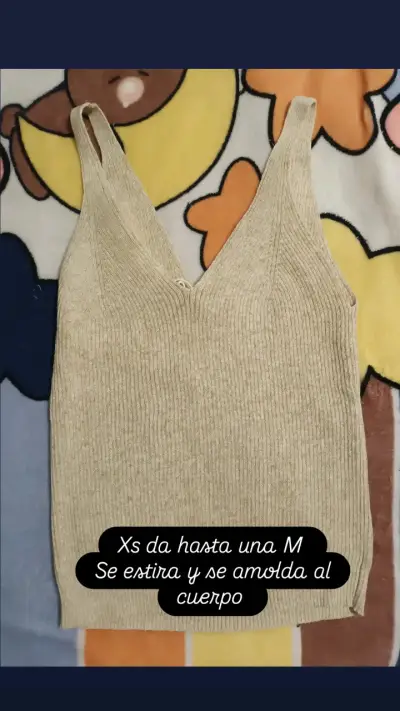 Top de tirantes tejido en color beige - miniatura 1