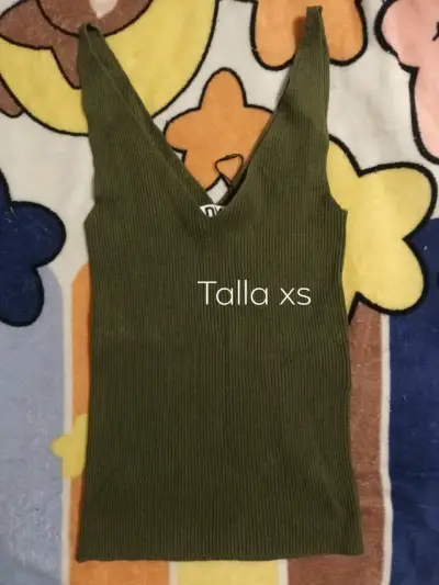 Top de tirantes tejido en color beige - miniatura 2