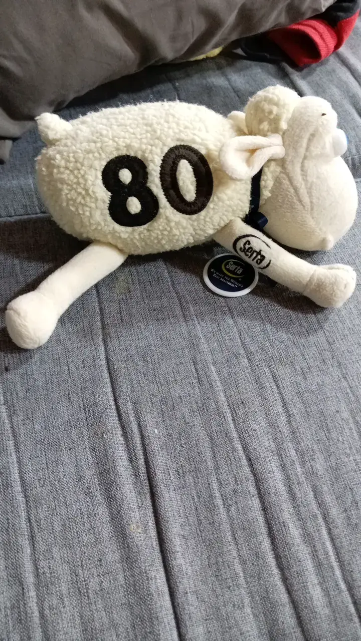 Peluche Oveja Serta 80 Aniversario - 2