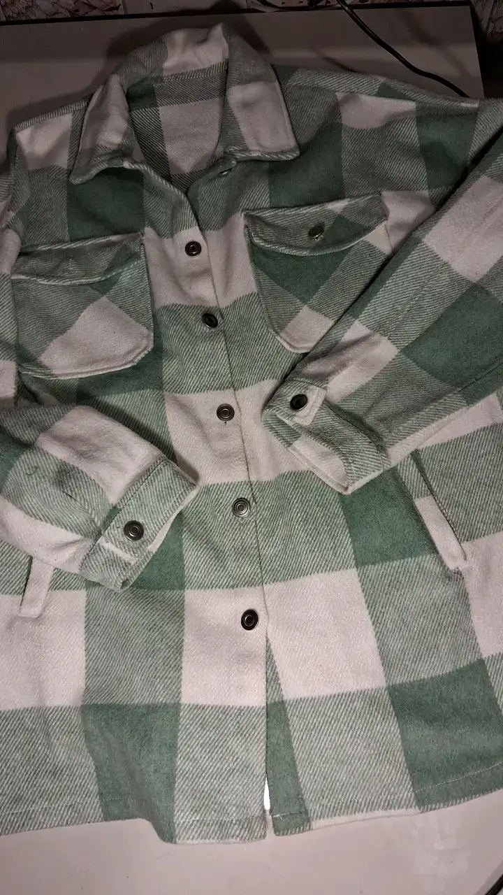 Chaqueta de franela a cuadros verde y blanco - 2