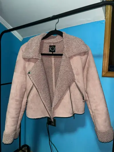 Chaqueta de mujer rosada con forro de lana - miniatura 1