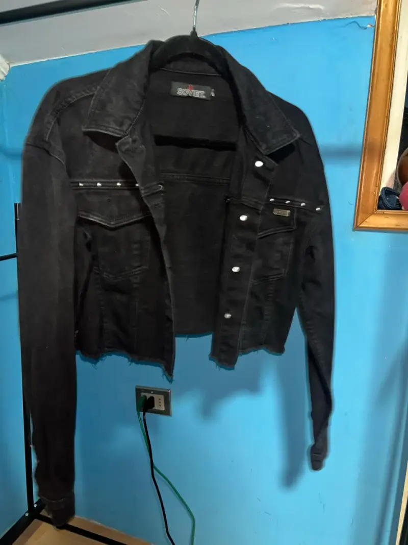 Chaqueta de mezclilla negra Soviet para mujer