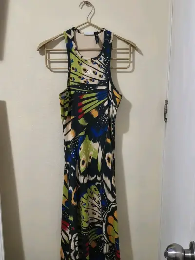 Vestido largo estampado multicolor sin mangas - miniatura 1