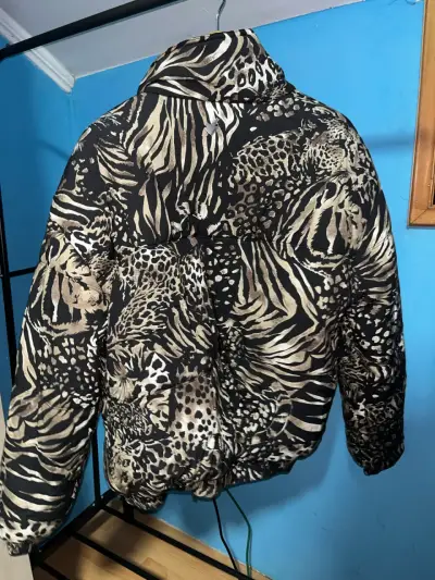 Chaqueta de mujer rosa con forro de borrego - miniatura 2