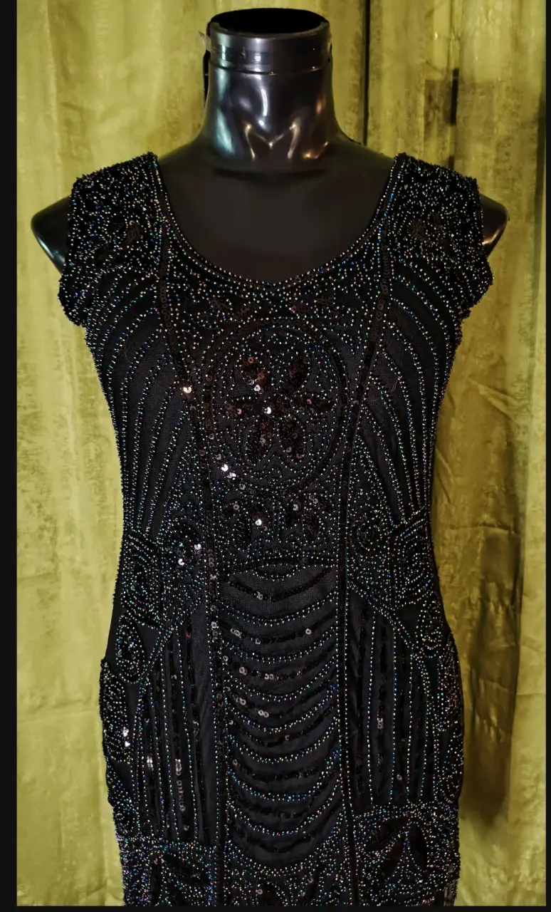 Vestido de fiesta negro con lentejuelas - 1