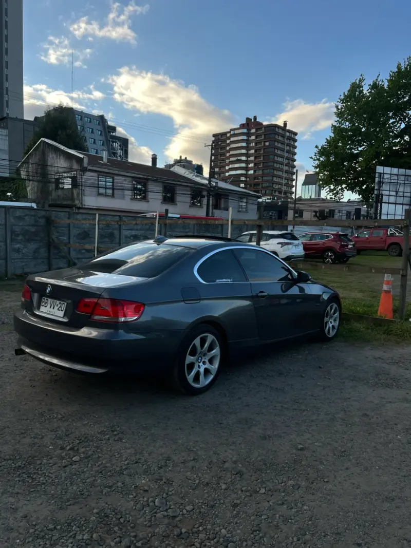 BMW 325i e92 2008 - 4