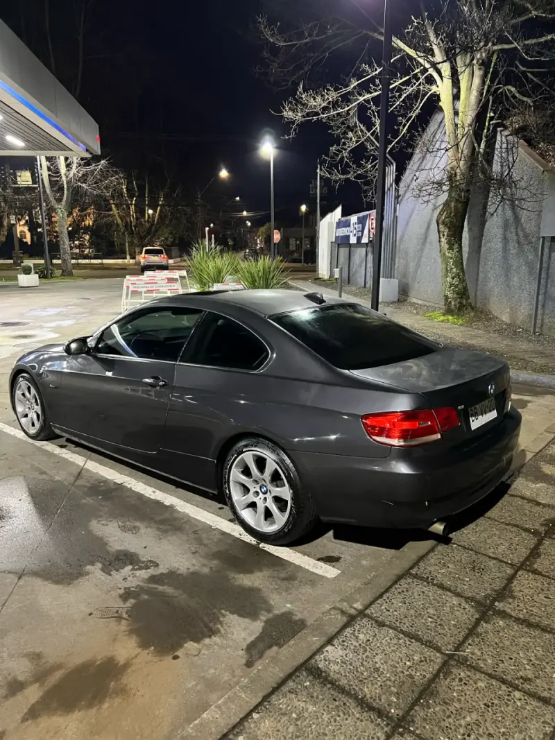 BMW 325i e92 2008 - 6