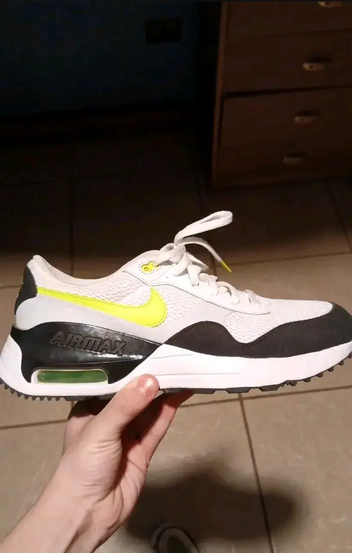 Zapatillas Nike Air Max blancas y negras - 5
