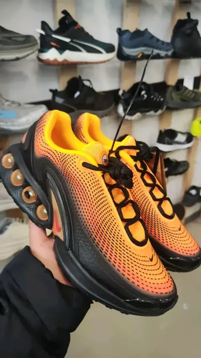 Zapatillas deportivas Nike Air Max variadas - miniatura 1