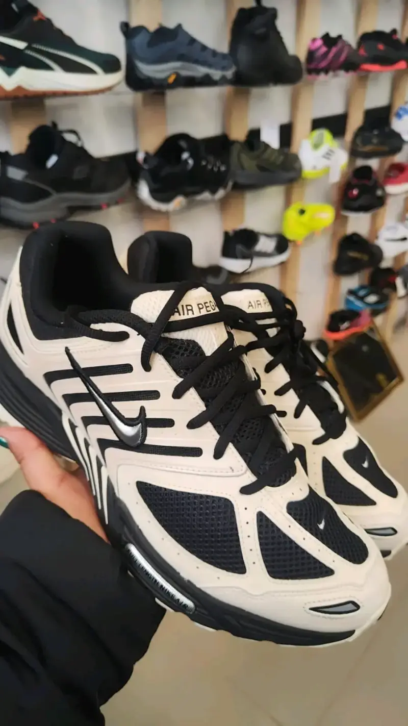 Zapatillas deportivas Nike Air Max variadas - 4