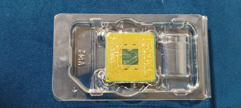 Procesador AMD Ryzen 5 5500X3D en excelente estado - 3