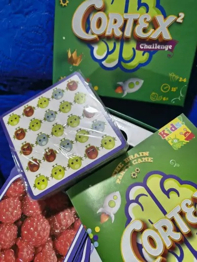 Juego de mesa Cortex Challenge para niños - miniatura 3