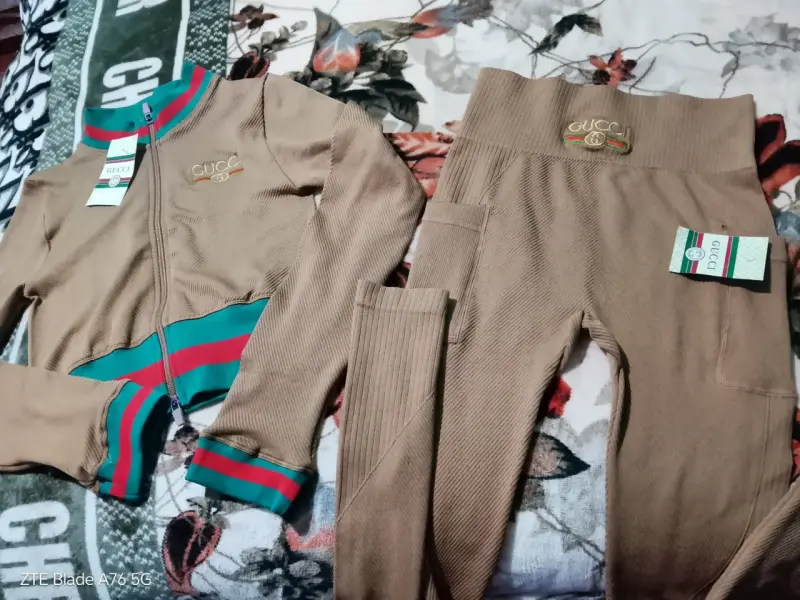 Conjunto deportivo Gucci en varios colores - 2