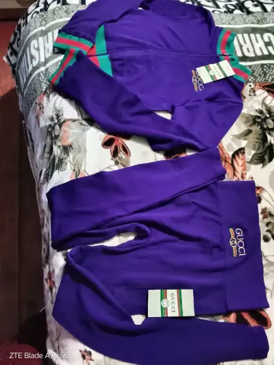 Conjunto deportivo Gucci en varios colores - miniatura 4