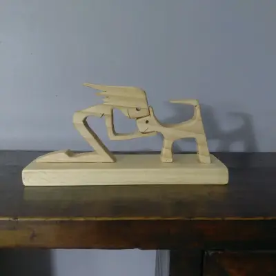 Escultura de madera de figuras humanas y animales - miniatura 3