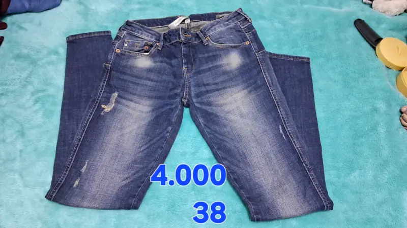 Jeans y leggins de mujer en varios colores - 6