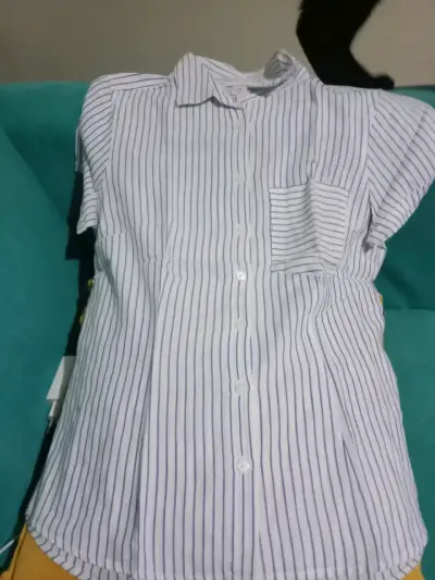 Blusa de rayas blancas y azules para mujer - miniatura 1