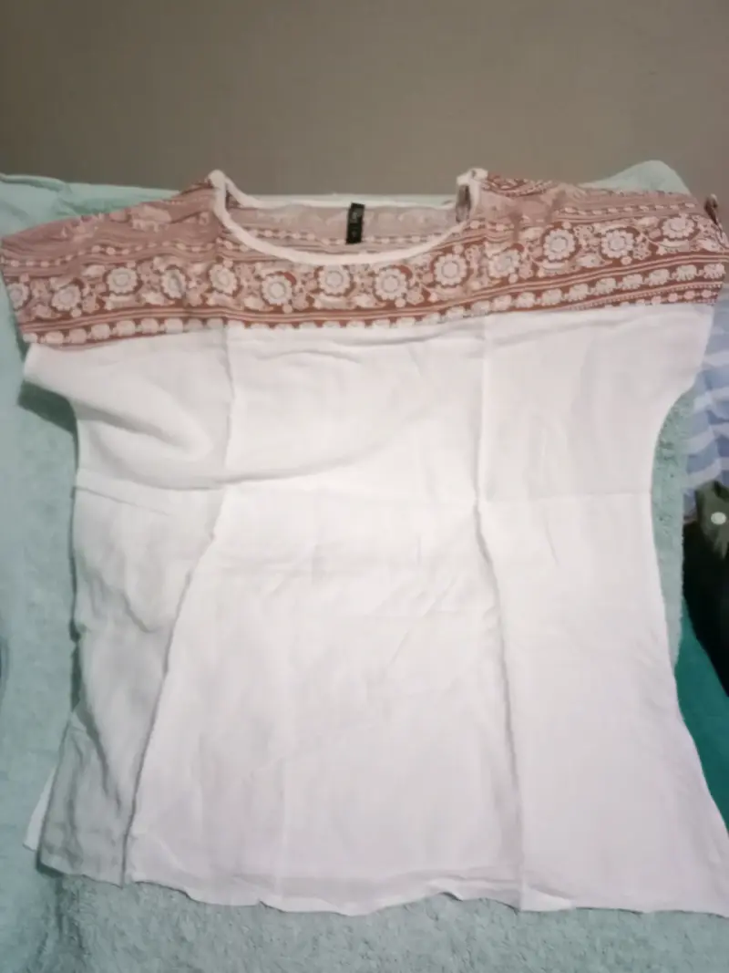 Polera deportiva amarilla Adidas - 5
