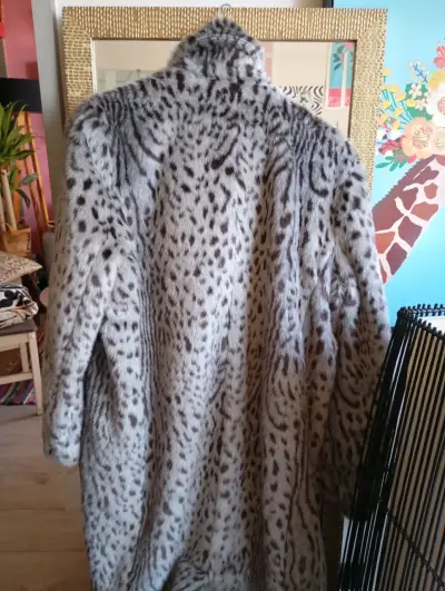 Abrigo de piel sintética estampado animal Zara - miniatura 3