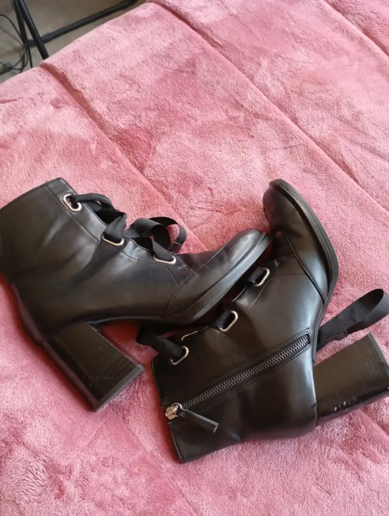 Botines de cuero negro con tacón Zara Basic - 2