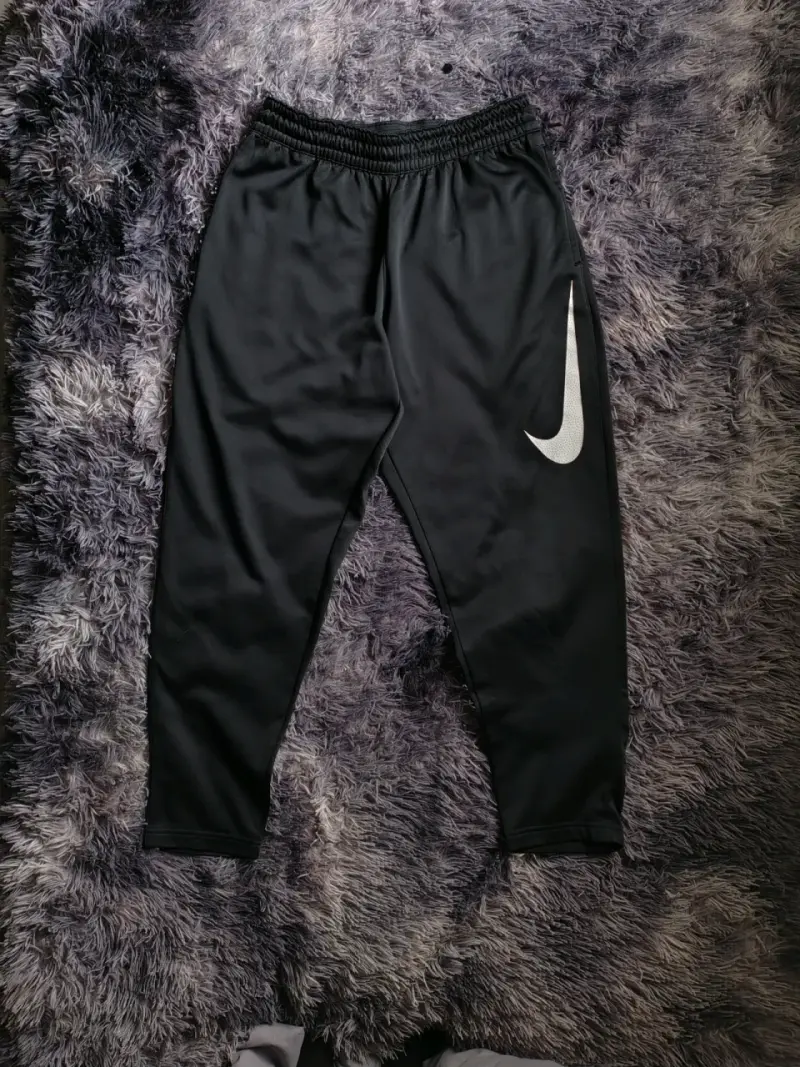 Pantalones deportivos Nike Dri-Fit negros - 2