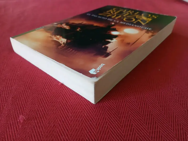 Libro 'El Palacio de la Medianoche' de Carlos Ruiz Zafón - 4