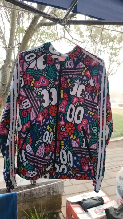 Chaqueta deportiva estampada Adidas multicolor - miniatura 2