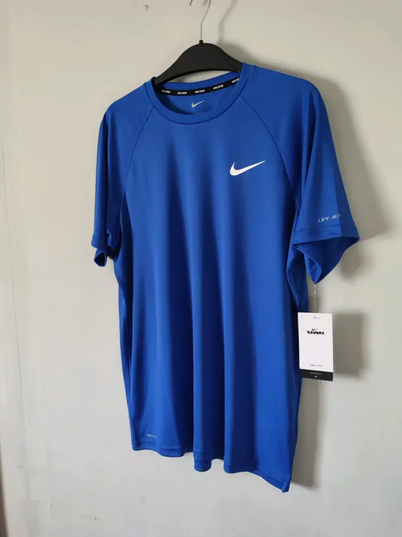 Polera deportiva azul Nike Dri-FIT - 3
