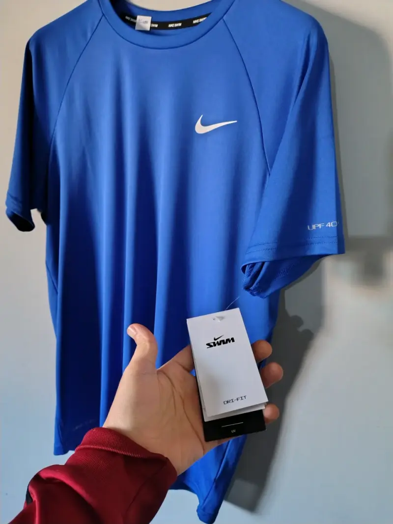 Polera deportiva azul Nike Dri-FIT - 5