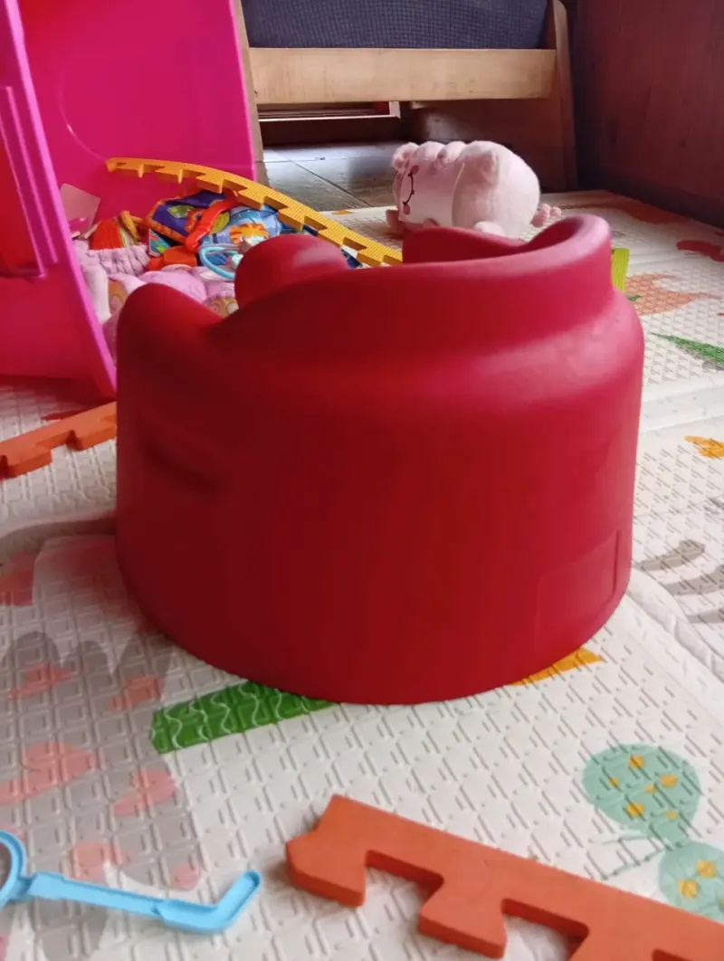 Asiento de bebé rojo ergonómico - 2
