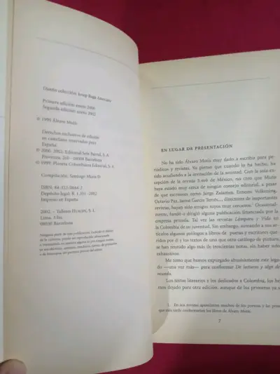 Libro 'De lecturas y algo del mundo' de Álvaro Mutis - miniatura 2